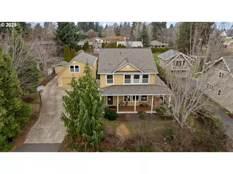 1839 Rebecca Ave, Hood River, OR 97031
