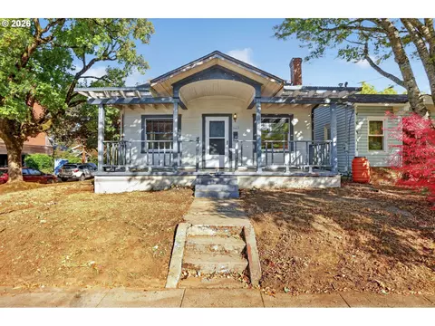 4405 SE Division St, Portland, OR 97206