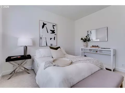 Bedroom - 3473 Riverplace Dr, Eugene, OR 97401 photo 7 of 8