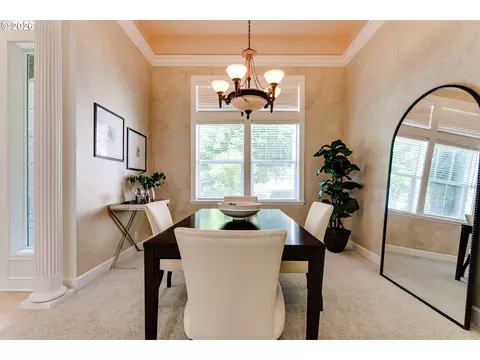 Dining - 3473 Riverplace Dr, Eugene, OR 97401 photo 2 of 4