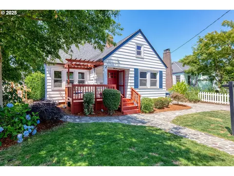 405 SE 32nd Ave, Portland, OR 97214