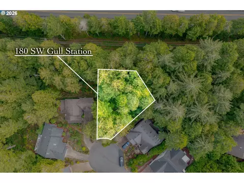 180 Gull Sta, Depoe Bay, OR 97341