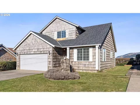 1555 NW 39th St, Lincoln City, OR 97367
