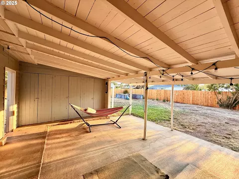 Exterior - 362 E Dearborn St, Union, OR 97883 photo 7 of 8