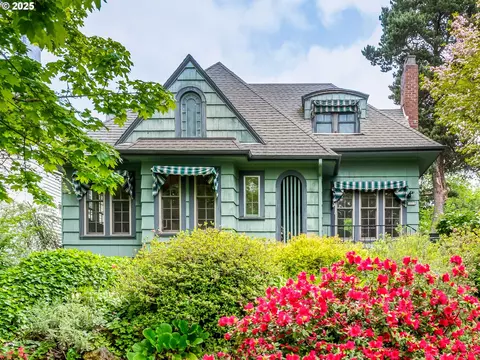 6014 SE 36th Ave, Portland, OR 97202