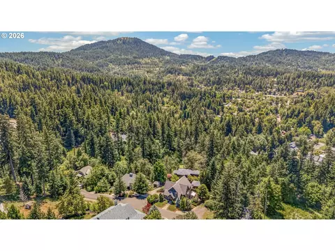 View/Area - 4312 Wendell Ln, Eugene, OR 97405 photo 1 of 1