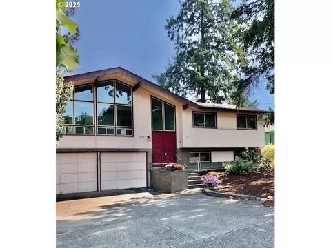 2765 Almaden St, Eugene, OR 97405