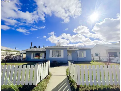 1925 Myrtle St, Baker City, OR 97814