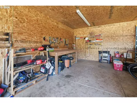 Other - 1233 Kenray Loop, Springfield, OR 97477 photo 10 of 11