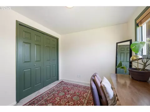 Other - 1233 Kenray Loop, Springfield, OR 97477 photo 6 of 11
