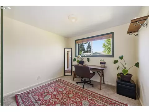 Other - 1233 Kenray Loop, Springfield, OR 97477 photo 5 of 11