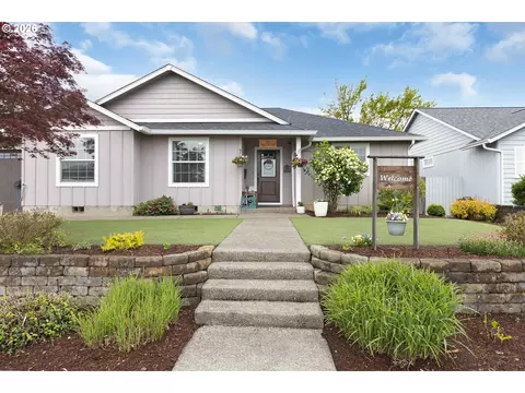 2666 Westlake Ave, Sutherlin, OR 97479