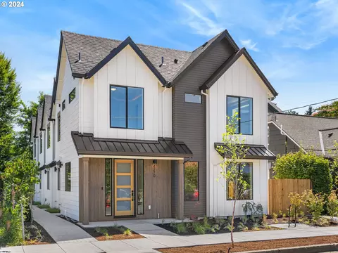 4268 SE 37th Ave #2, Portland, OR 97202