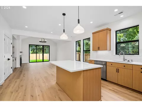 Kitchen - 89 Churchview Dr, Eugene, OR 97408 photo 1 of 5