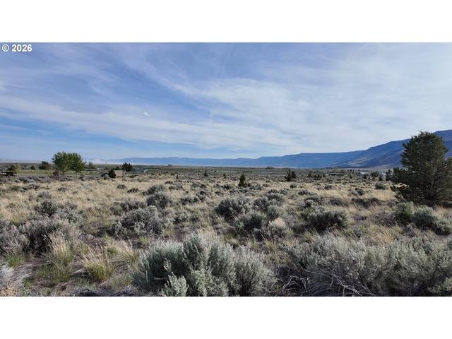 Carlon Lane, Summer Lake, OR 97640