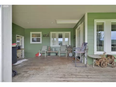 Exterior - 91375 Marcola Rd, Springfield, OR 97478 photo 3 of 6