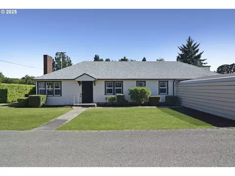 210 Holeman Ave, Eugene, OR 97404