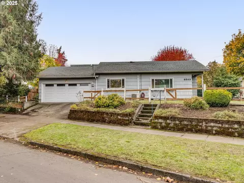 9545 N Iris Way, Portland, OR 97203
