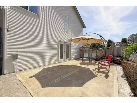 Exterior - 151 SE Condor Dr, Gresham, OR 97080 photo 12 of 14