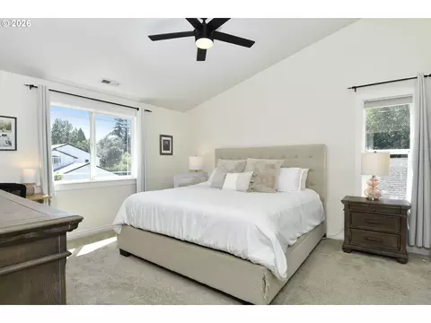 Bedroom - 151 SE Condor Dr, Gresham, OR 97080 photo 1 of 5