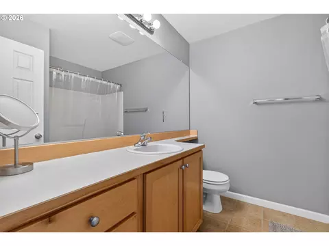Bath - 15430 SW Sparrow Loop #102, Beaverton, OR 97007 photo 2 of 3