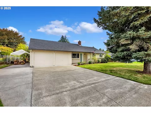 715 NW 3rd Ave, Battle Ground, WA 98604