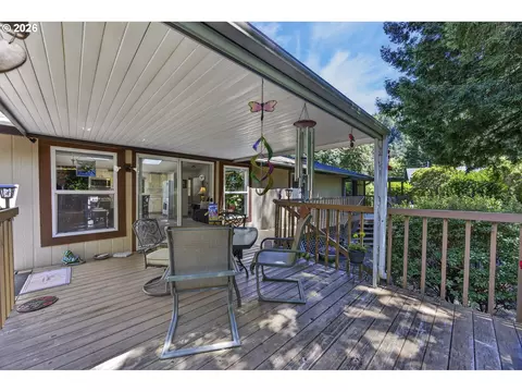 12290 Highway 126, Mapleton, OR 97453 photo 24