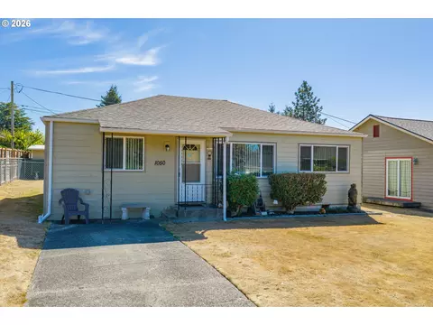 1050 N Myrtle St, Coquille, OR 97423