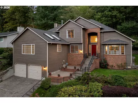 14 Grouse Ter, Lake Oswego, OR 97035