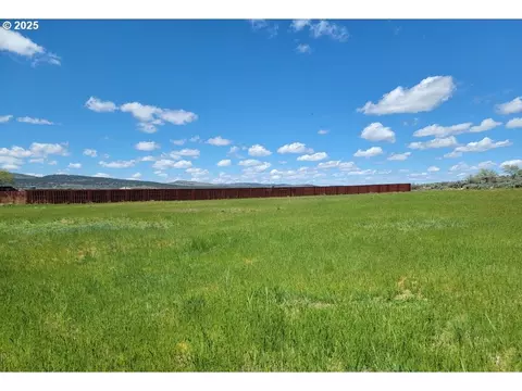 464 N Harney Ave, Burns, OR 97720