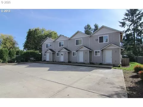 Exterior - 1552 E 3rd St, Newberg, OR 97132 photo 1 of 3