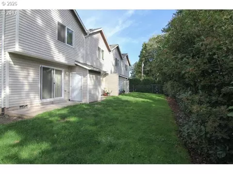 Exterior - 1552 E 3rd St, Newberg, OR 97132 photo 3 of 3