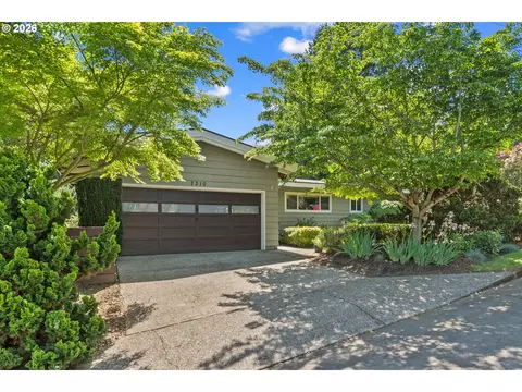 7310 SE Clay St, Portland, OR 97215
