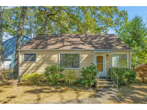 328 N 15th Ave, Cornelius, OR 97113