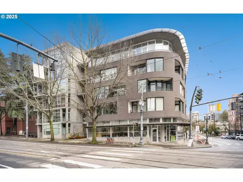 1234 SW 18th Ave #203, Portland, OR 97205