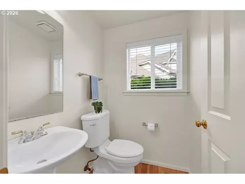 Bath - 1774 River Pointe Loop, Eugene, OR 97408 photo 1 of 5