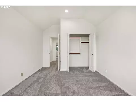 Bedroom - 1774 River Pointe Loop, Eugene, OR 97408 photo 5 of 6