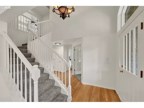 Entry Way - 1774 River Pointe Loop, Eugene, OR 97408 photo 1 of 1