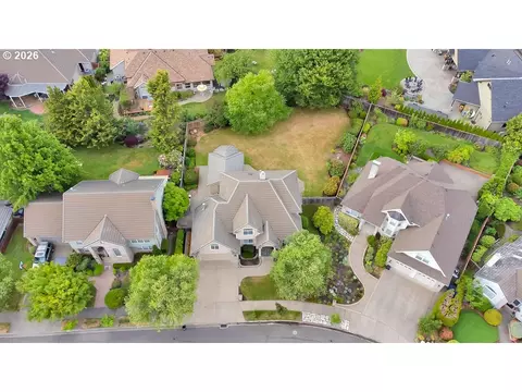 View/Area - 1774 River Pointe Loop, Eugene, OR 97408 photo 1 of 2