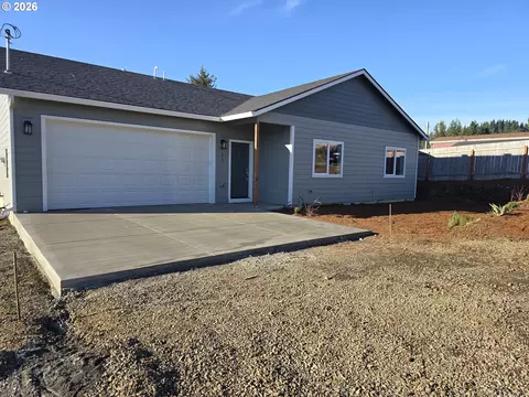 80 N Westview Cir, Otis, OR 97368