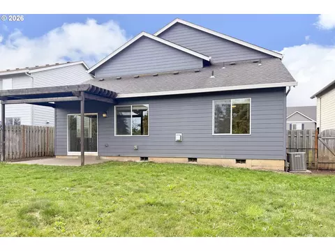 Exterior - 5817 SE 33rd St, Gresham, OR 97080 photo 4 of 5