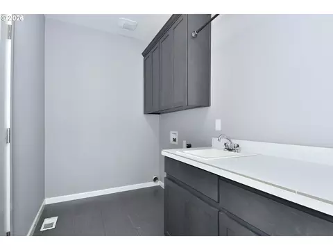 Other - 5817 SE 33rd St, Gresham, OR 97080 photo 5 of 10