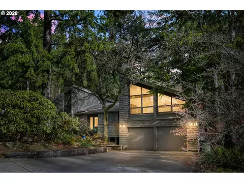 9 Bernini Ct, Lake Oswego, OR 97035