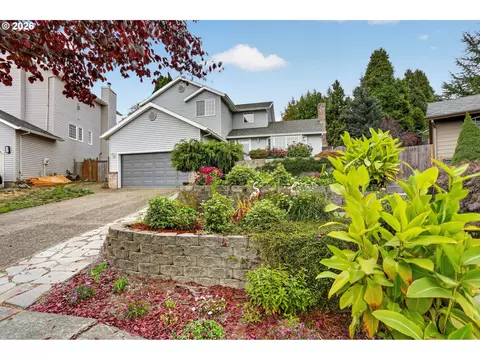 Exterior - 50 SW Willowbrook Pl, Gresham, OR 97080 photo 2 of 14