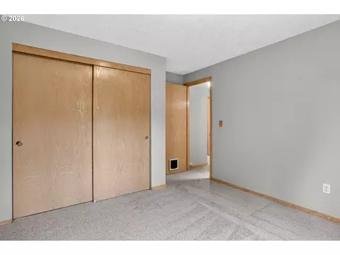 Bedroom - 50 SW Willowbrook Pl, Gresham, OR 97080 photo 6 of 6