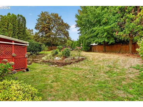 Exterior - 50 SW Willowbrook Pl, Gresham, OR 97080 photo 7 of 14
