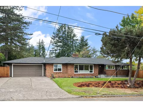 Exterior - 1025 NW Wallula Ave, Gresham, OR 97030 photo 2 of 9