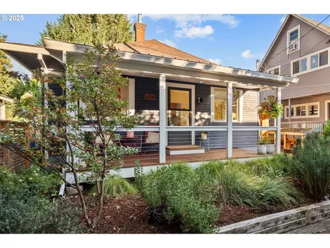 624 SE 36th Ave, Portland, OR 97214