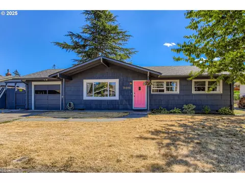 16646 SE Ankeny St, Portland, OR 97233