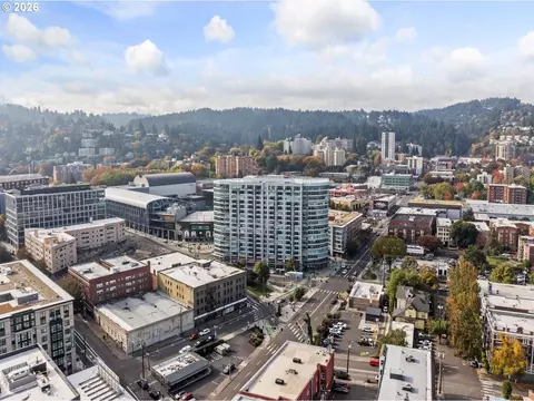1926 W Burnside St #919, Portland, OR 97209